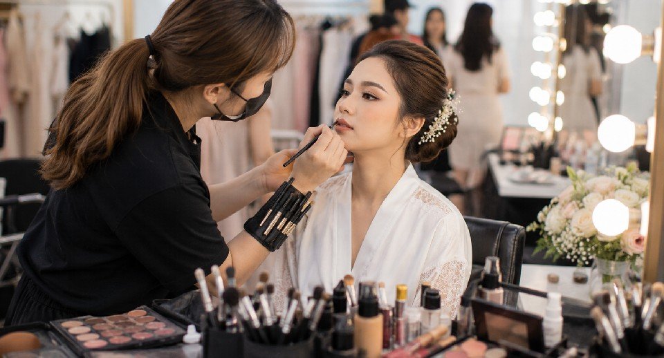 creative-makeup-artists
